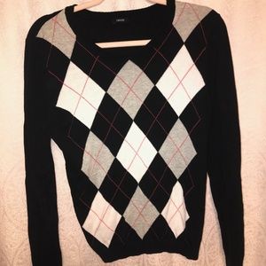 WOMENS VNECK SWEATER